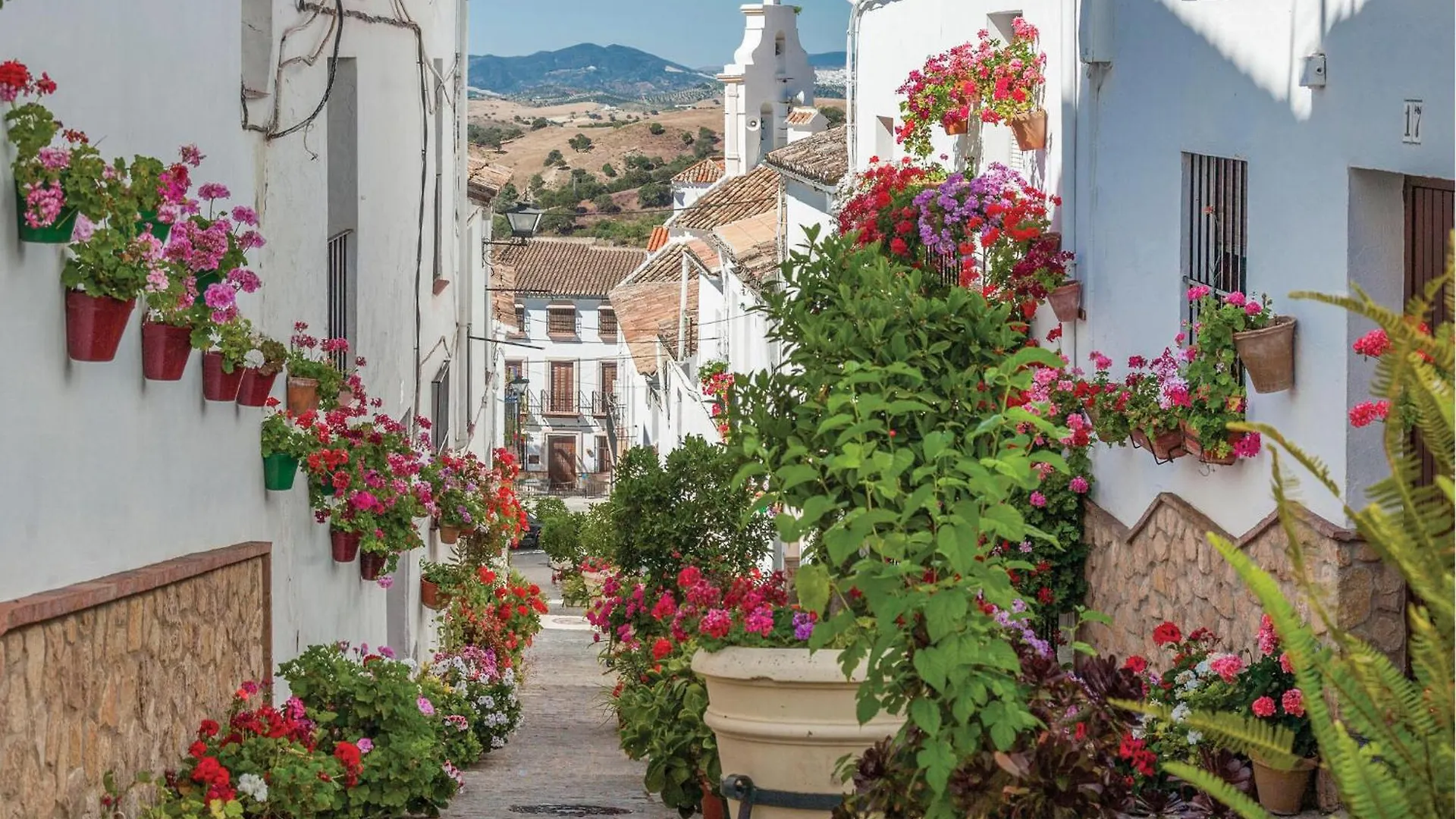 Two-Bedroom Stunning Home In El Gastor 0*,